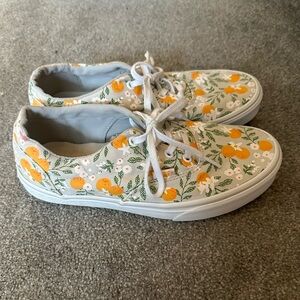 Van’s citrus print lace up Doheny sneakers